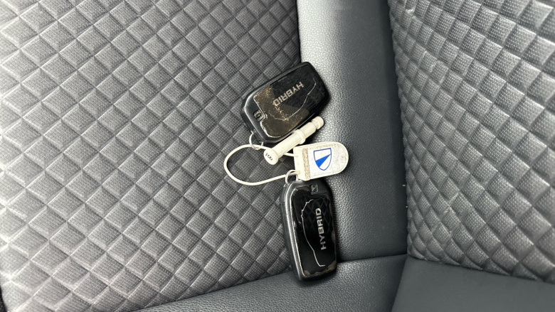 Toyota Yaris 1.5 Hybrid Dynamic 5dr CVT Hybrid Hatchback